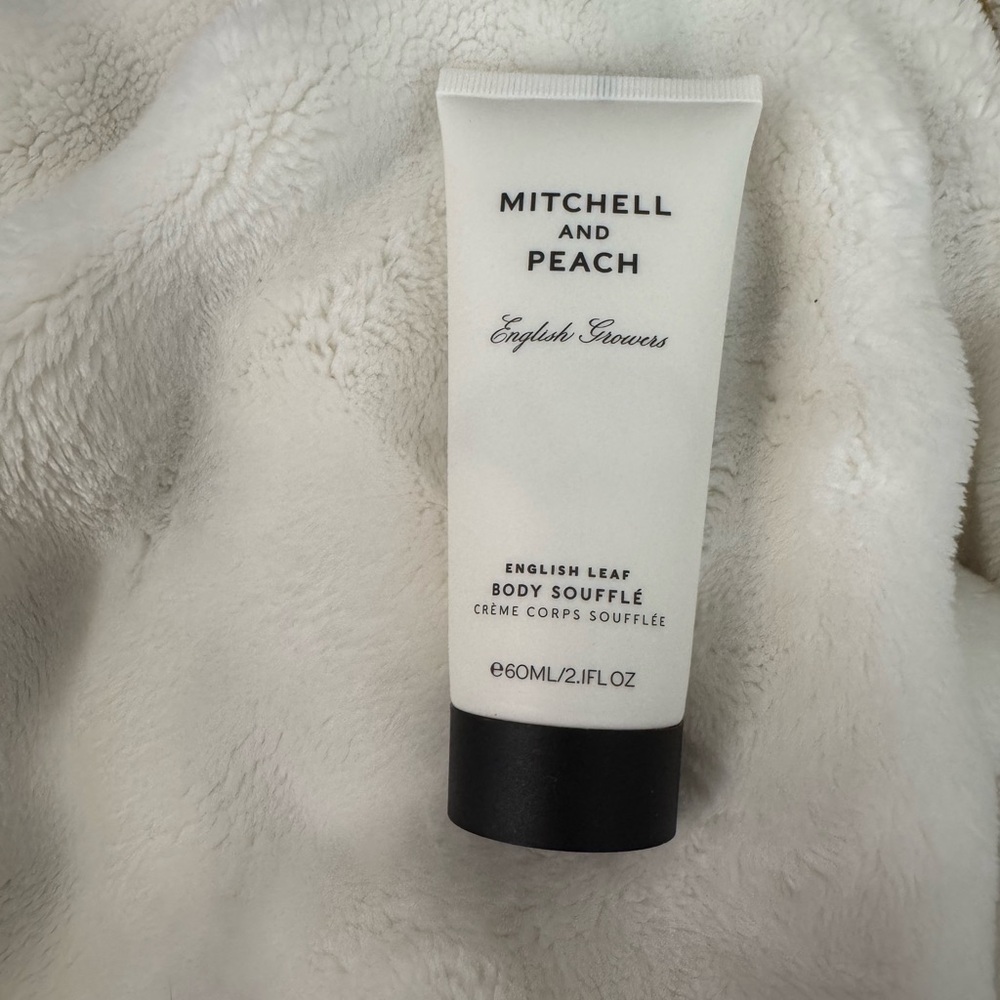 Mitchell and Peach English Leaf Body Soufflé Skincare Self-Care Soft Skin - Picture 2 of 4